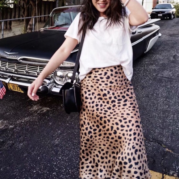 New Arrival! Cheetah Animal Print Midi Slip Skirt - Picture 2 of 8